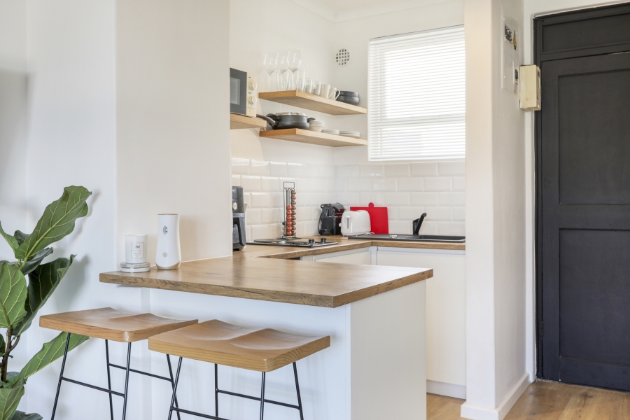 To Let 1 Bedroom Property for Rent in Green Point Western Cape